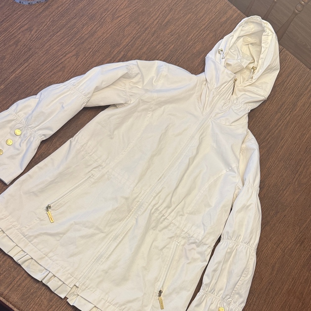 Stylish Cream/white betsey Johnson jacket